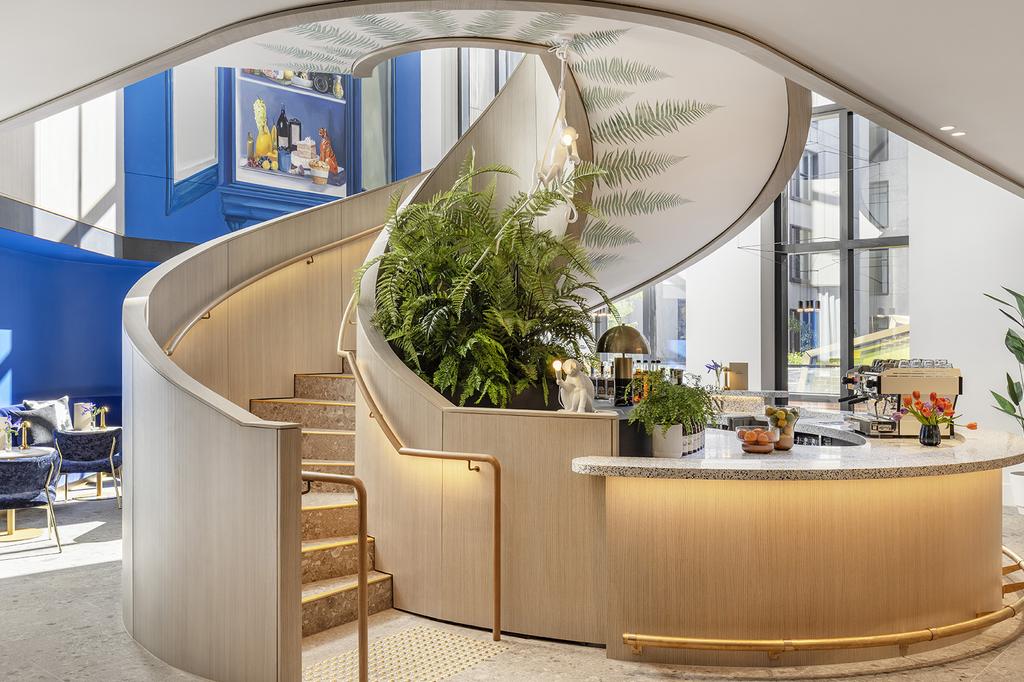 Hotel Indigo Melbourne Little Collins by IHG image 1